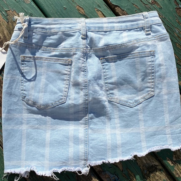 EUC American Bazi Asymmetrical Denim checkered Skirt. Size M. **NOT NEW** - Picture 3 of 5